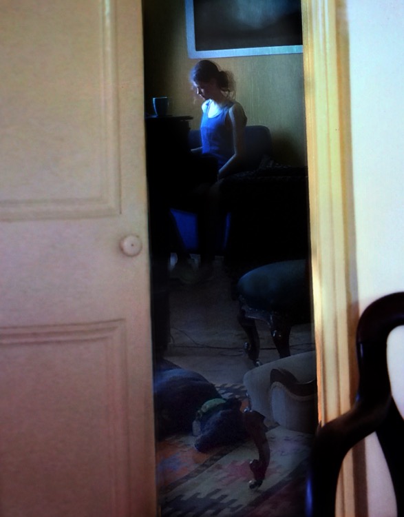 At the piano 64x50cm.jpg